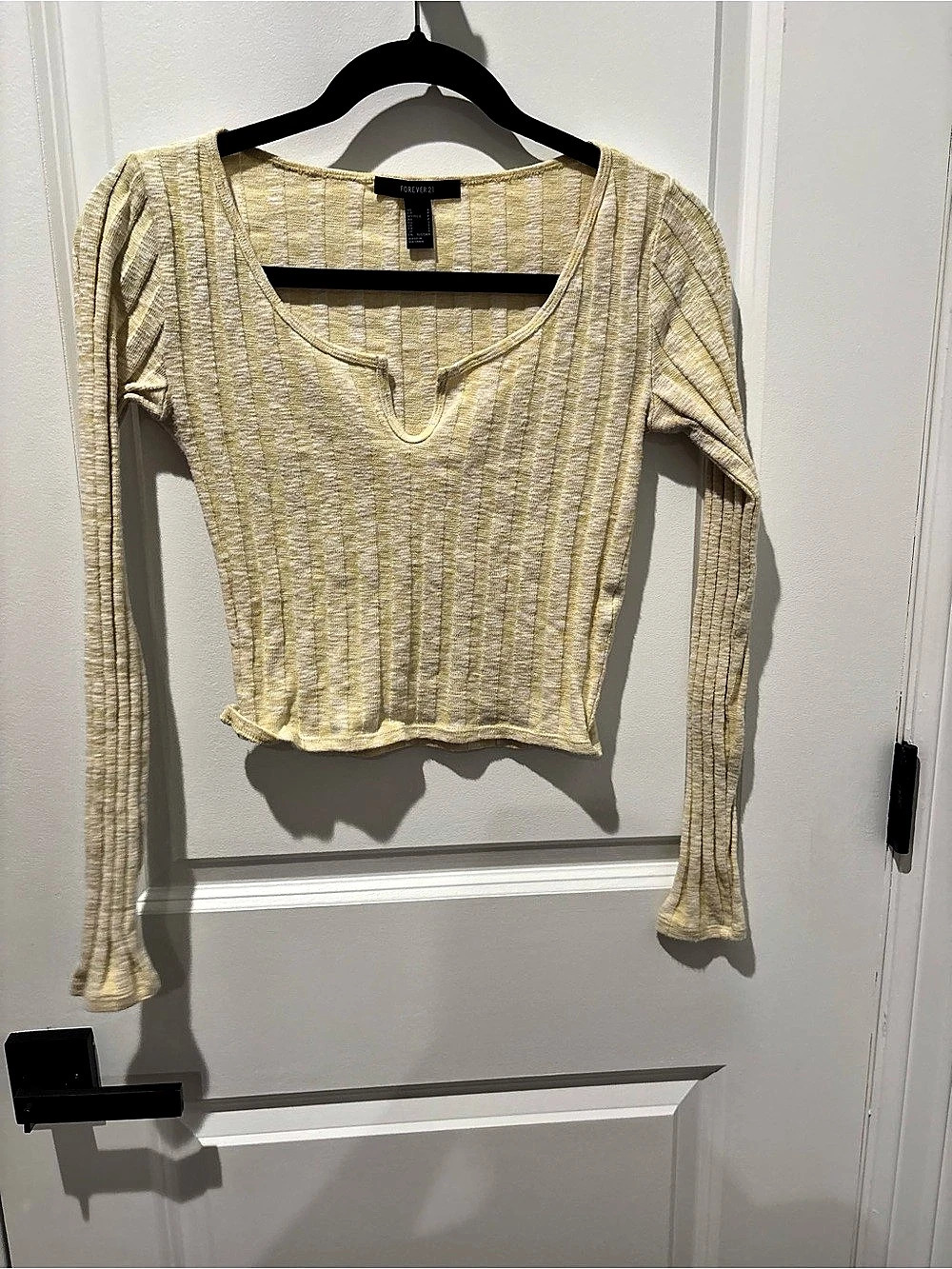 Forever 21 Ribbed Long Sleeve Top in Yellow & White Size Small Like New